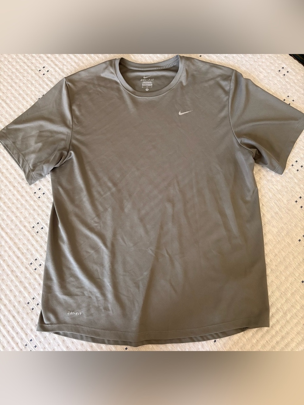 Nike Men's Olive Gray Dri-FIT Short Sleeve Tee